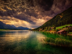 Chmury, Góry Alpy Gailtalskie, Karyntia, Austria, Jezioro Weissensee
